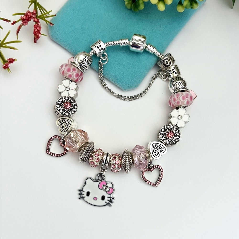 Hello Kitty 925 Sterling Silver Charm Bracelet NEW